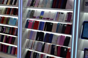 cell phone 3848075 1920 phonecase shop smaller